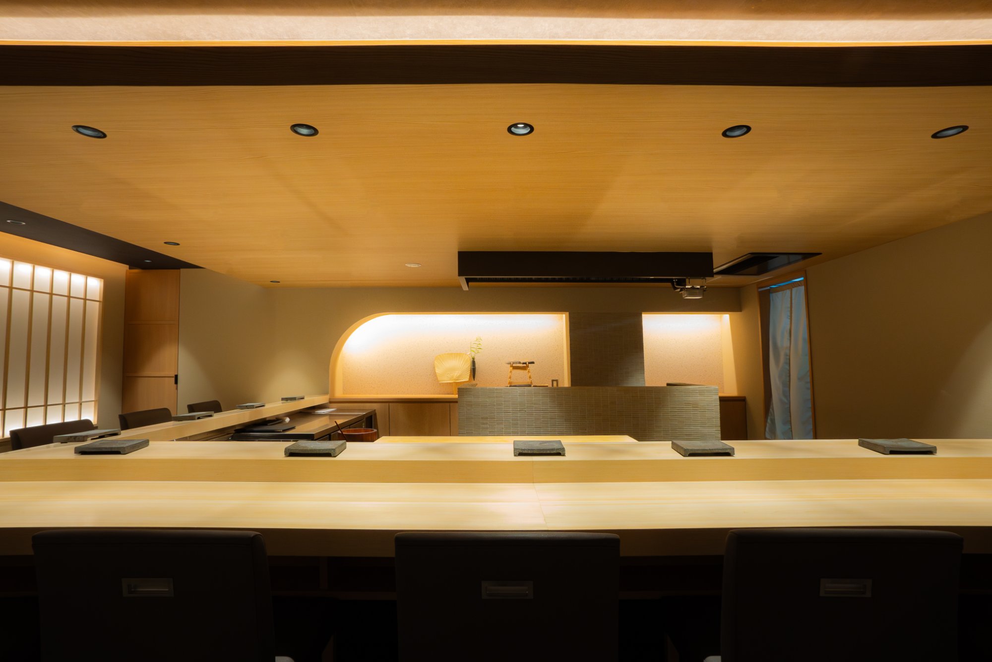 鮨せい大 恵比寿 店内カウンター席 Interior counter – Sushi Seidai Ebisu Tokyo